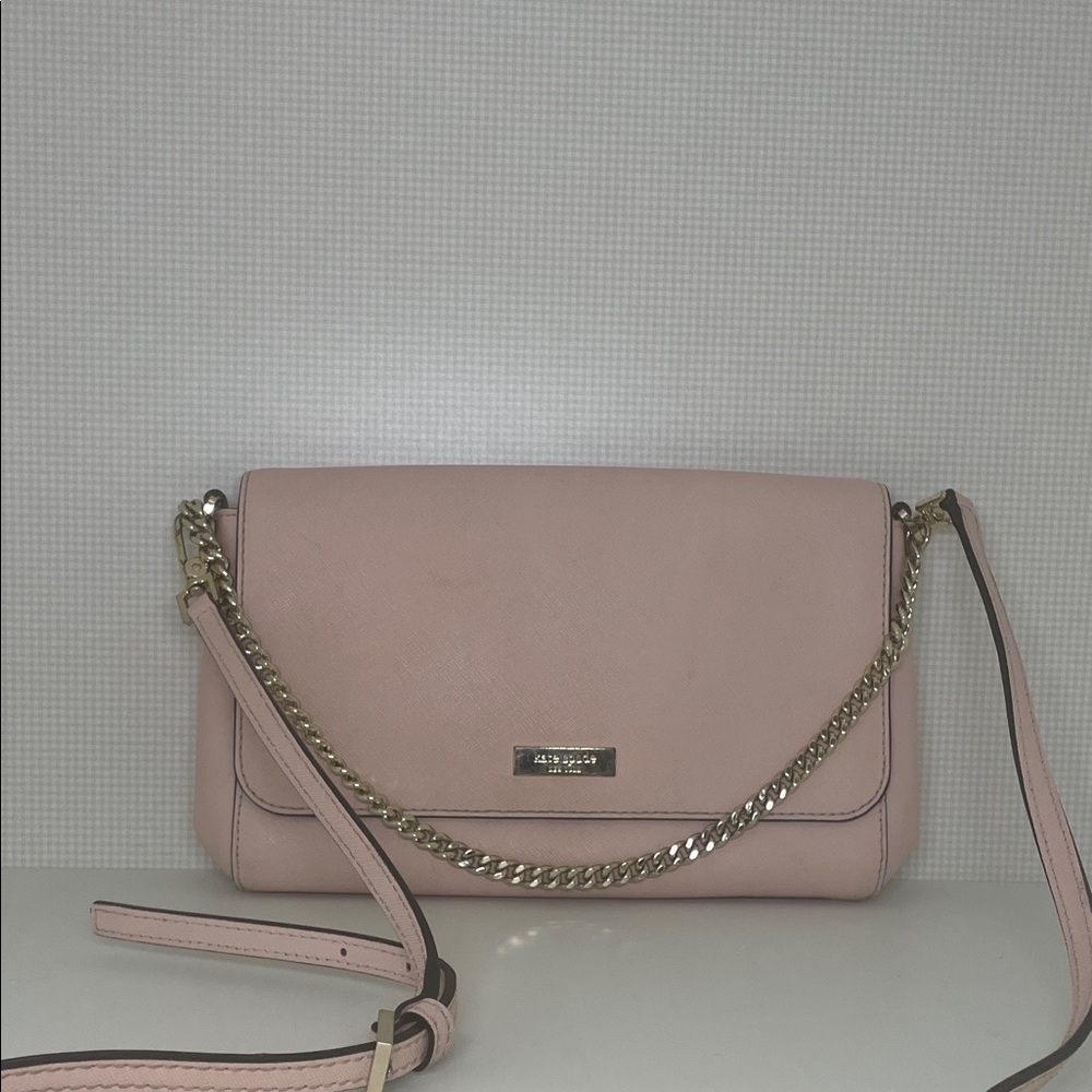 Kate Spade Beige Crossbody Bag with Gold Chain